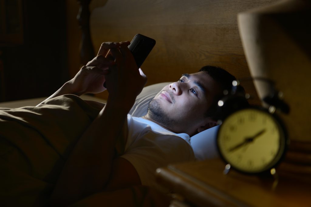 mental health and dry eye related to phone usage and inadequate sleep